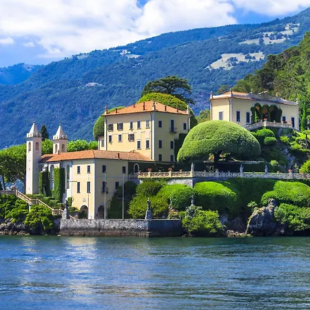Fronte Apartament Menaggio